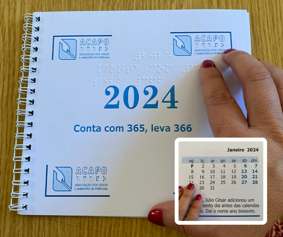 Composição de 2 fotografias do calendário em formato livro