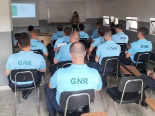 Fotografia do grupo de participantes durante a Ação de sensibilização