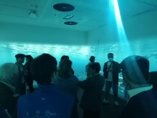 Grupo de Associados durante a visita guiada ao Pavilhão da Água.